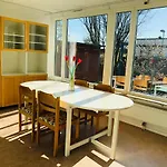 Cozy And Comfortable Entire Home-Near Stockholm City